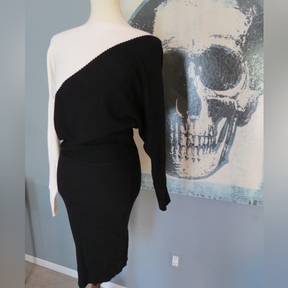 Black and White Asymmetrical Sweater Dress - Picture 3 of 4